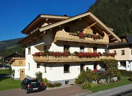 Haus Simon Mayrhofen
